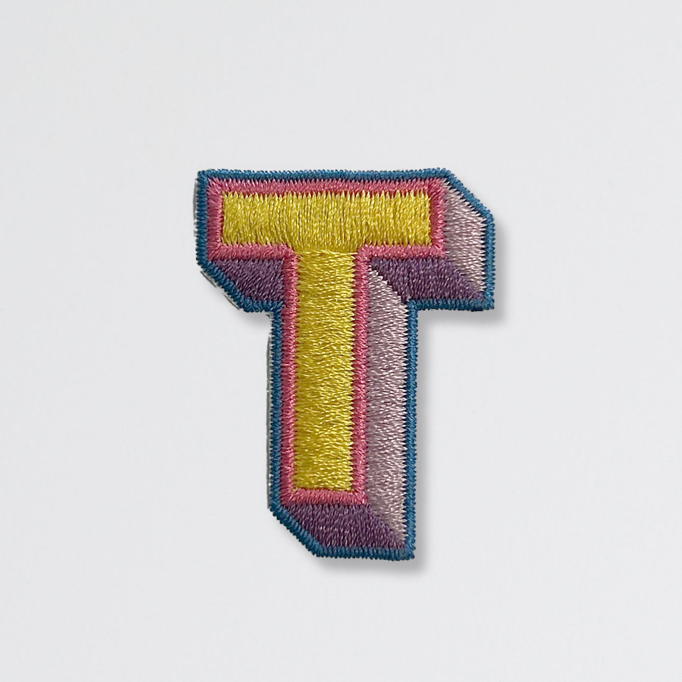 Nooee Pet embroidered patch – letter T in yellow and light purple