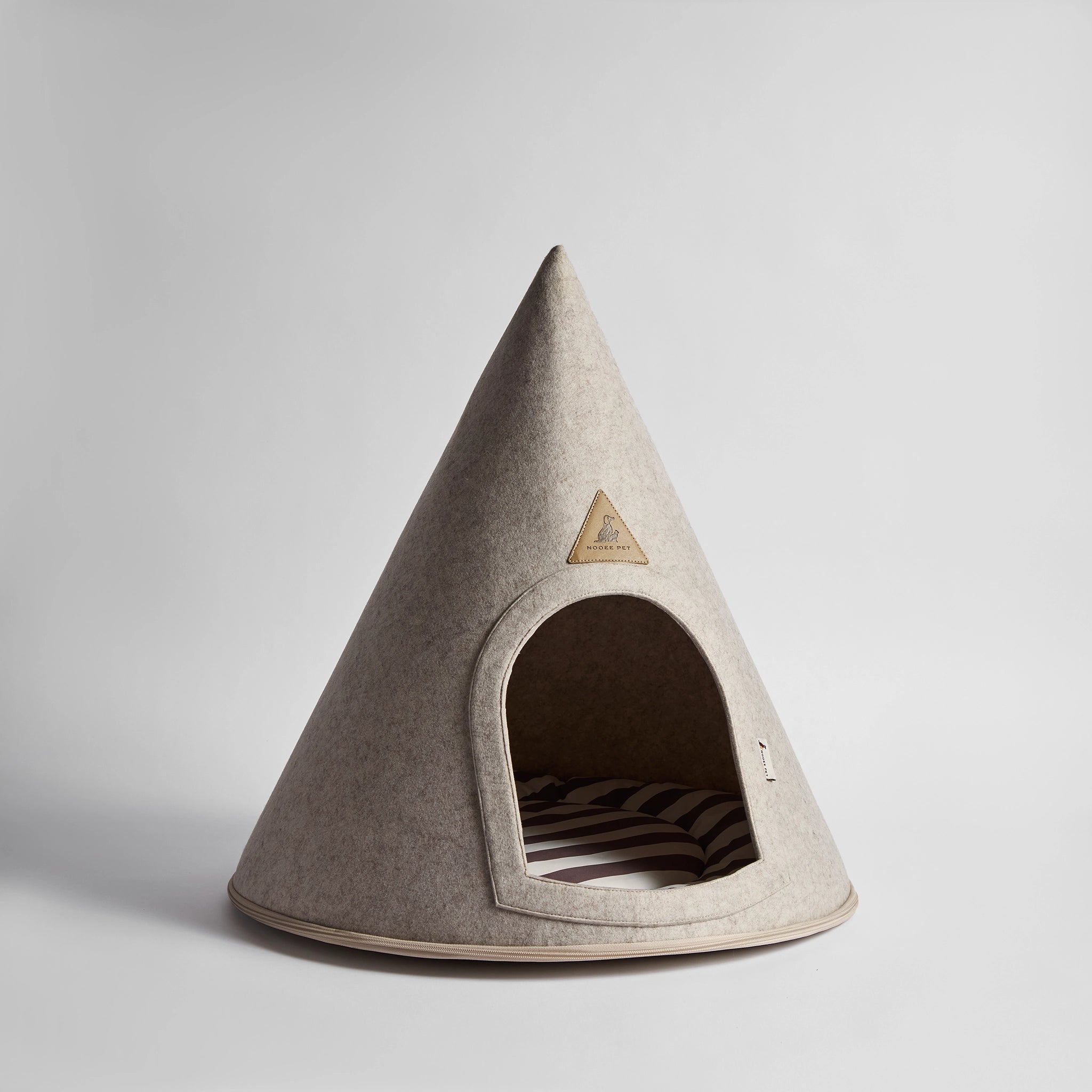 Side view of the pet cave showing its seamless zippered construction.