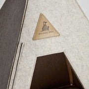 Close-up of Nooee Pet logo patch on the Teepee Bailey entrance