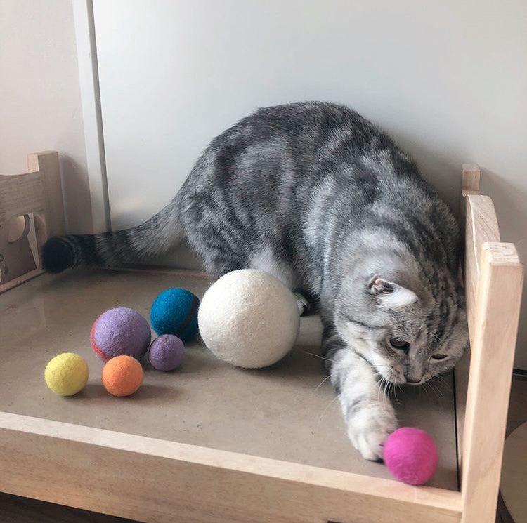 WOOL TOY BALL (6CM)